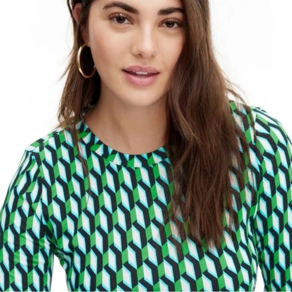 Diane Von Furstenberg Green and White Graphic Blouse